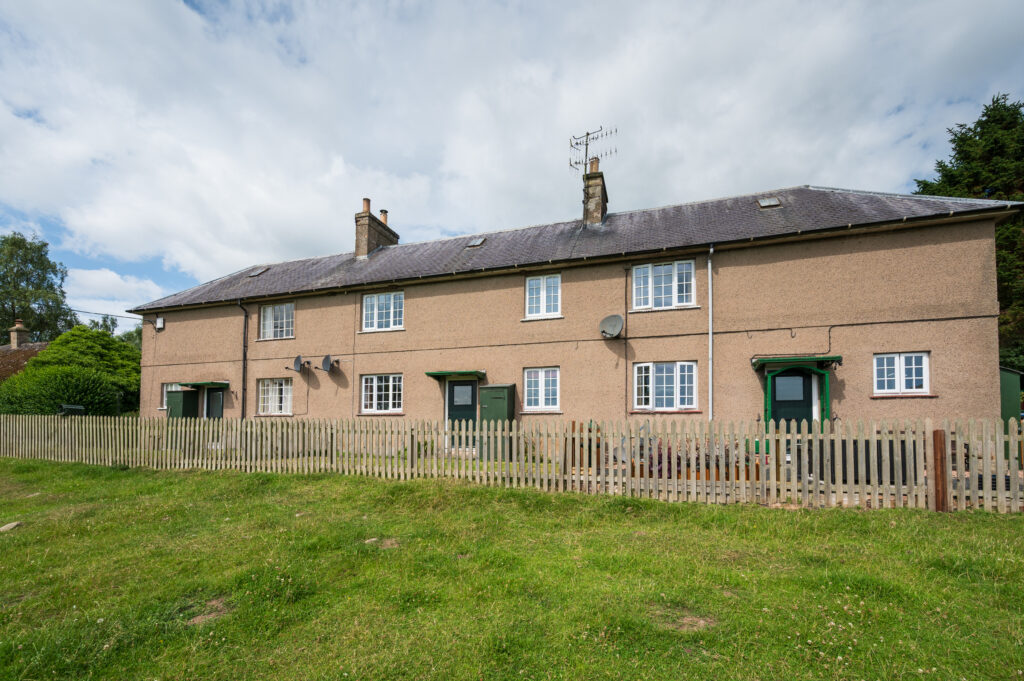2 Springhall Farm Cottages, Kelso - property photo 1