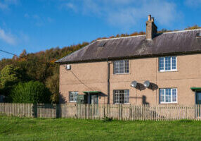 1 Springhall Farm Cottages - property photo 1 1 Springhall Farm Cottages - property photo 1
